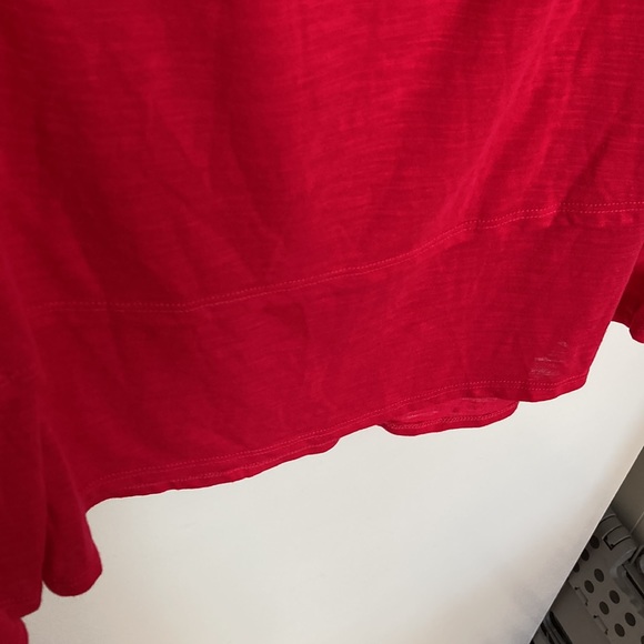 Torrid dark pink off shoulder lace top. Size 2 - Picture 5 of 7